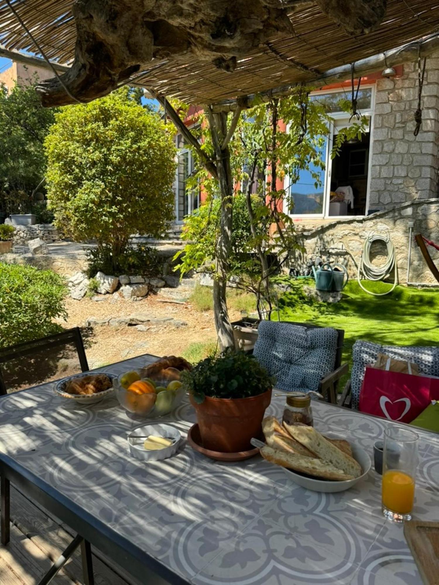Appartements Avec Jardin Dans Villa Rocaille Cassis Buitenkant foto